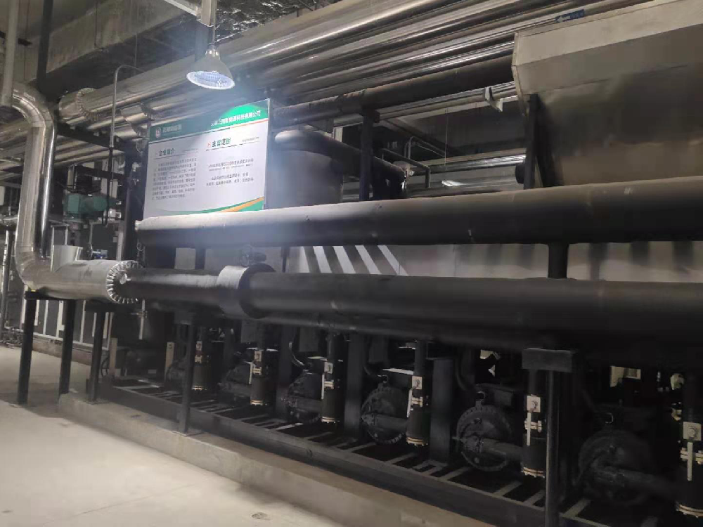 兆瓦级跨临界二氧化碳冷热联供装置